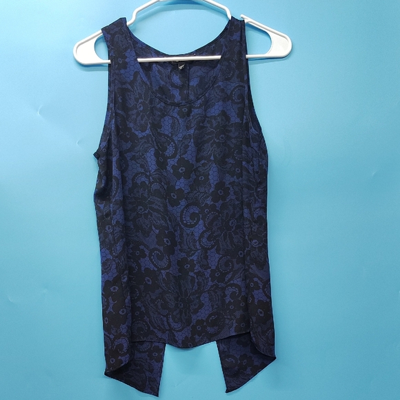 Express Split Back Navy Floral Lace Tank Top - Picture 1 of 7